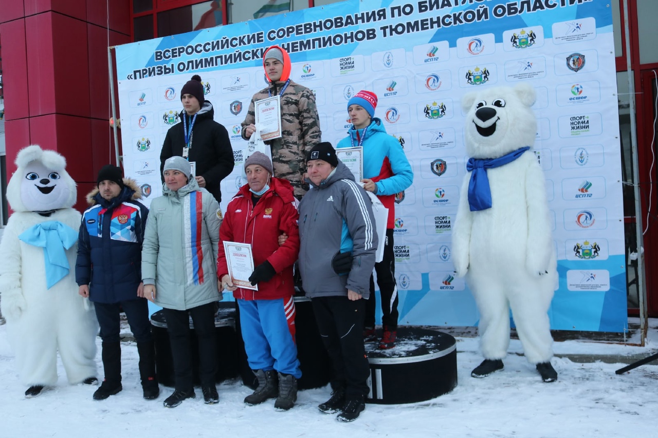 Первые награды от Олимпийских чемпионов.