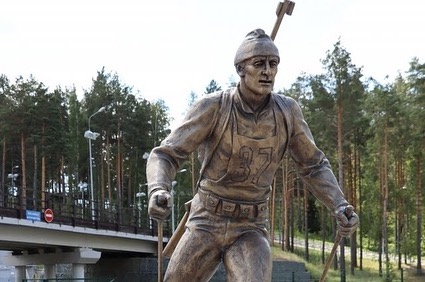 ПАМЯТНИК МИХАИЛУ ЛИБЕРМАНУ